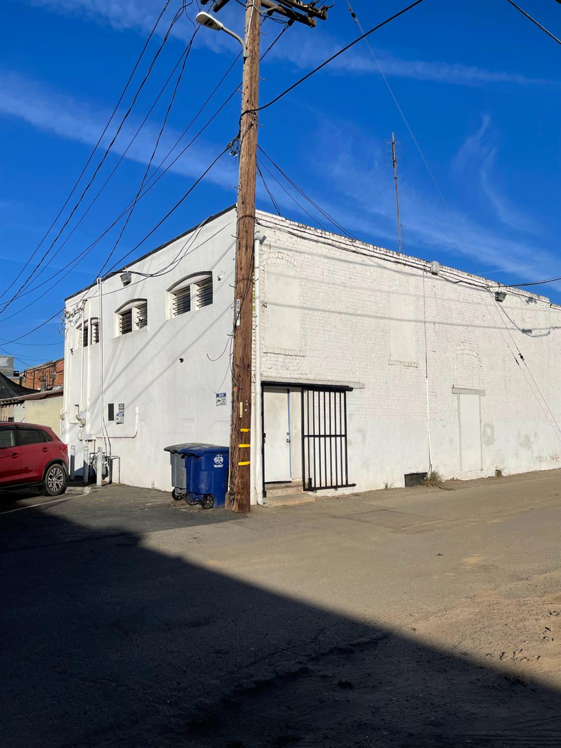 107 E YOSEMITE Ave, Madera, CA 93638