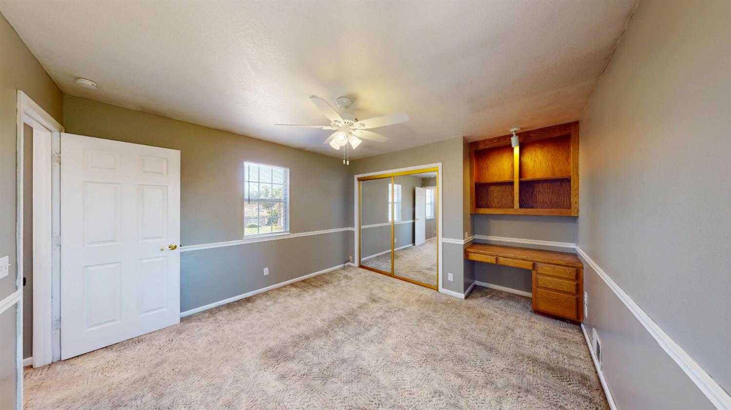 782 Shadowbrook Ln, Manteca, CA 95336