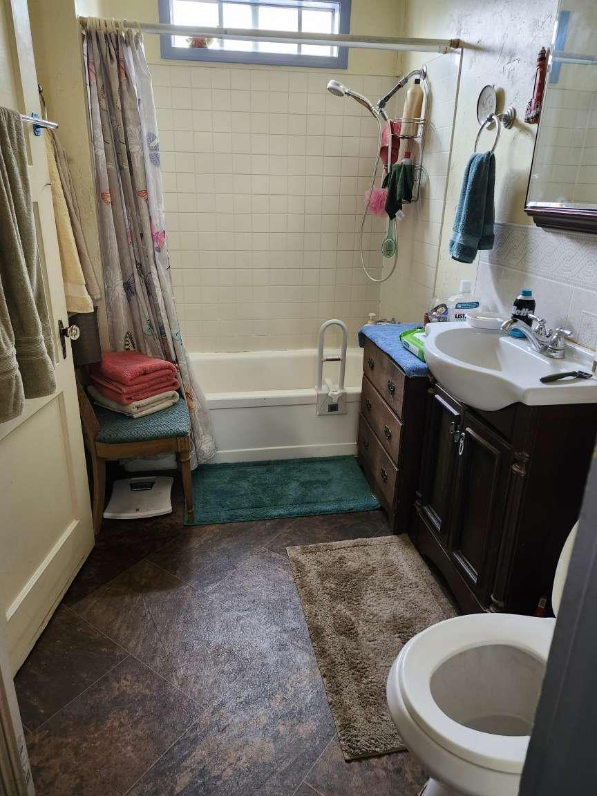 12912 Welch St, Waterford, CA 95386
