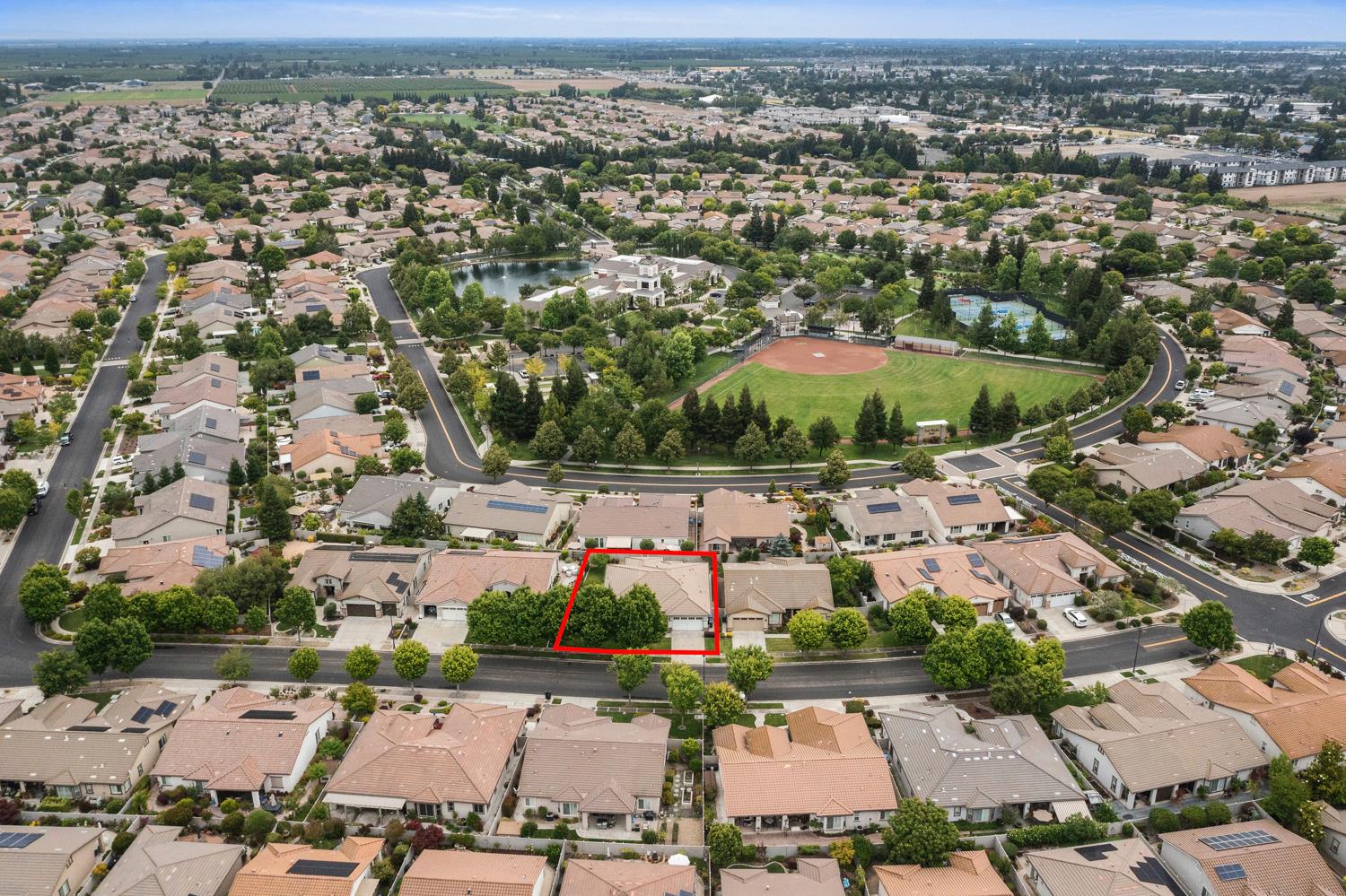 2452 W Belle Glade Ln, Manteca, CA 95336