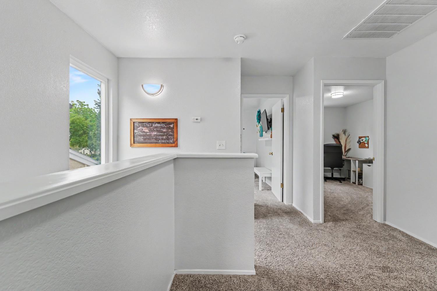1128 Cedar Creek Dr #3, Modesto, CA 95355