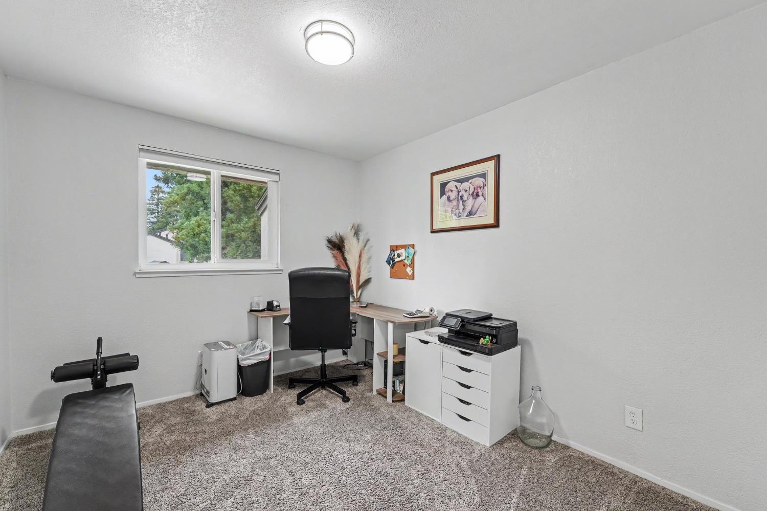1128 Cedar Creek Dr #3, Modesto, CA 95355