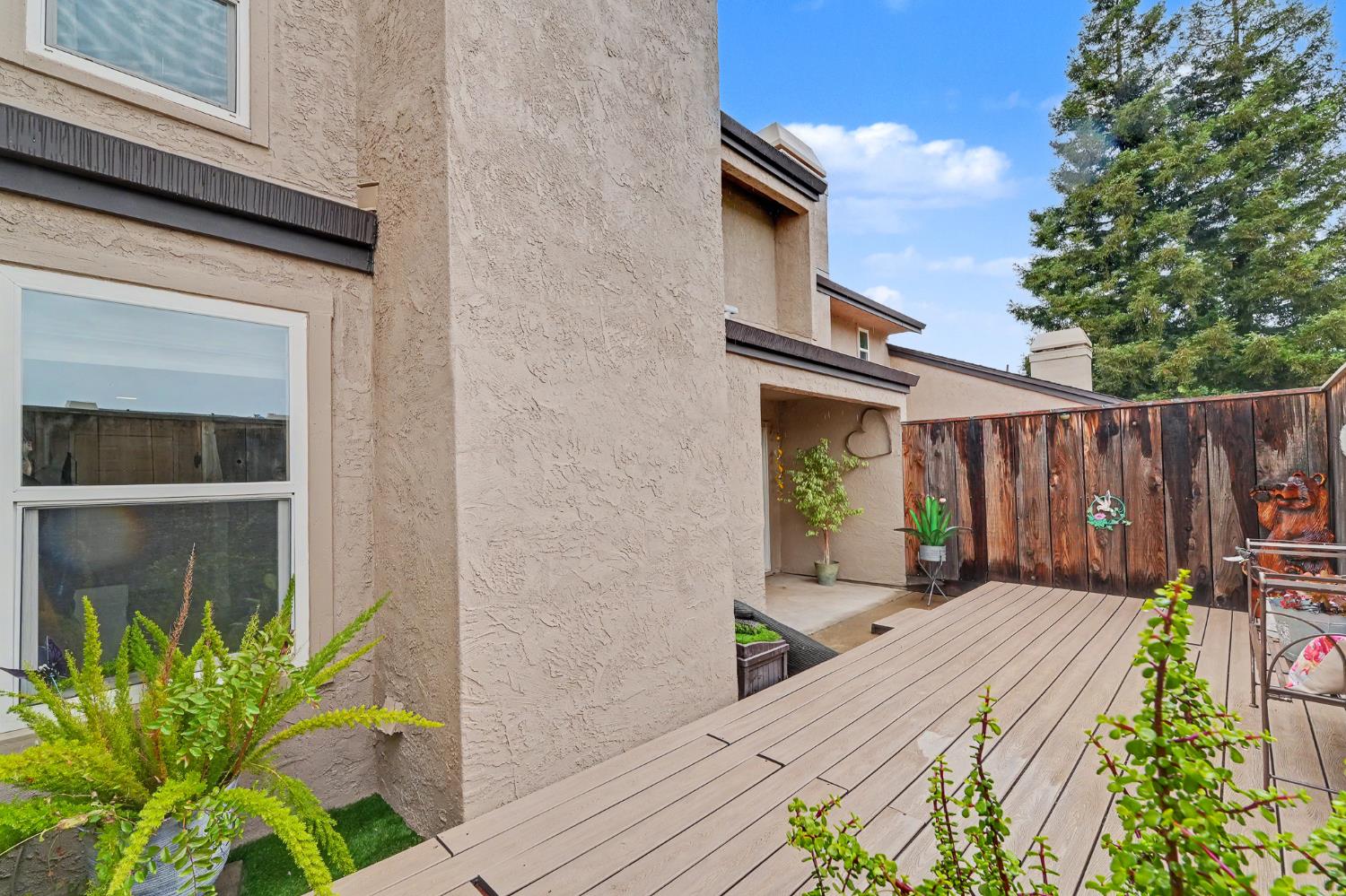 1128 Cedar Creek Dr #3, Modesto, CA 95355