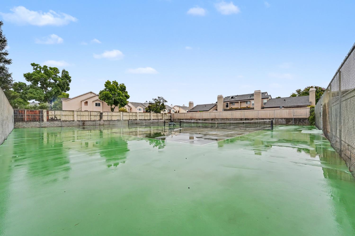 1128 Cedar Creek Dr #3, Modesto, CA 95355