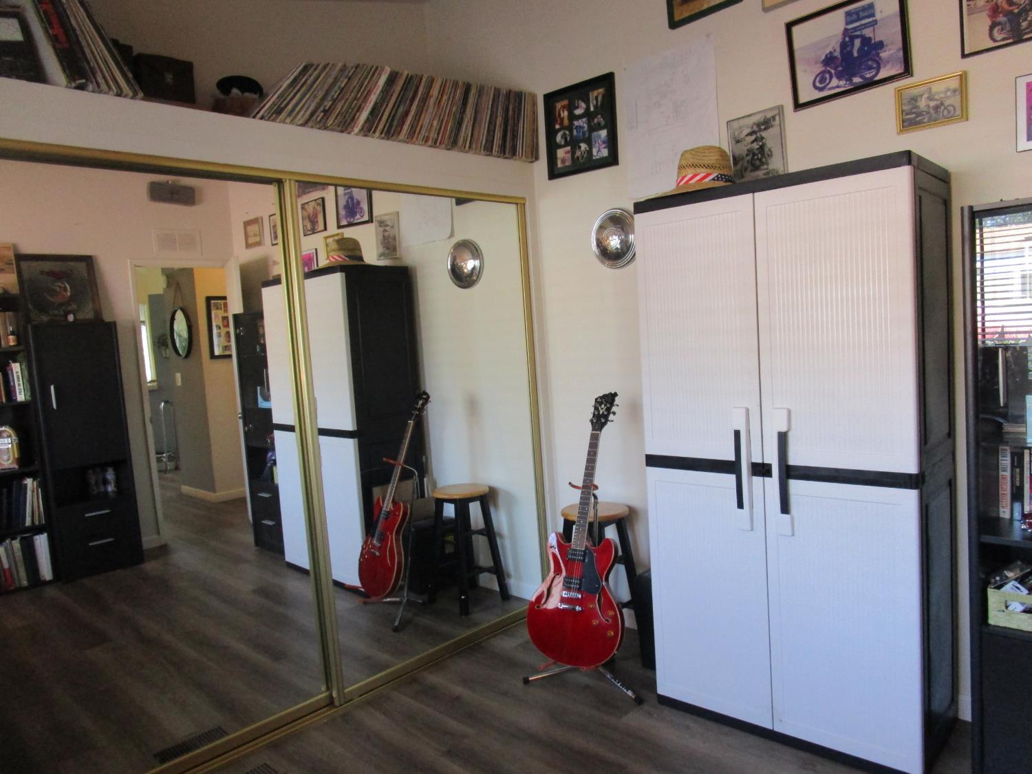 1500 Held Dr #94, Modesto, CA 95355