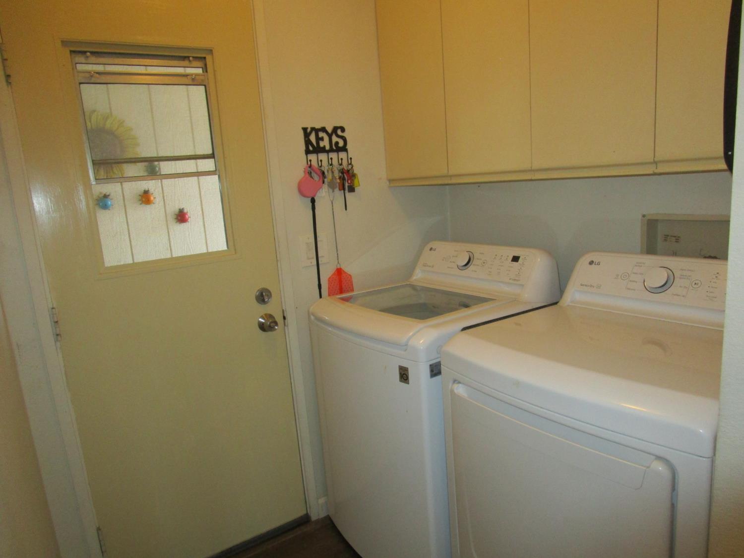 1500 Held Dr #94, Modesto, CA 95355
