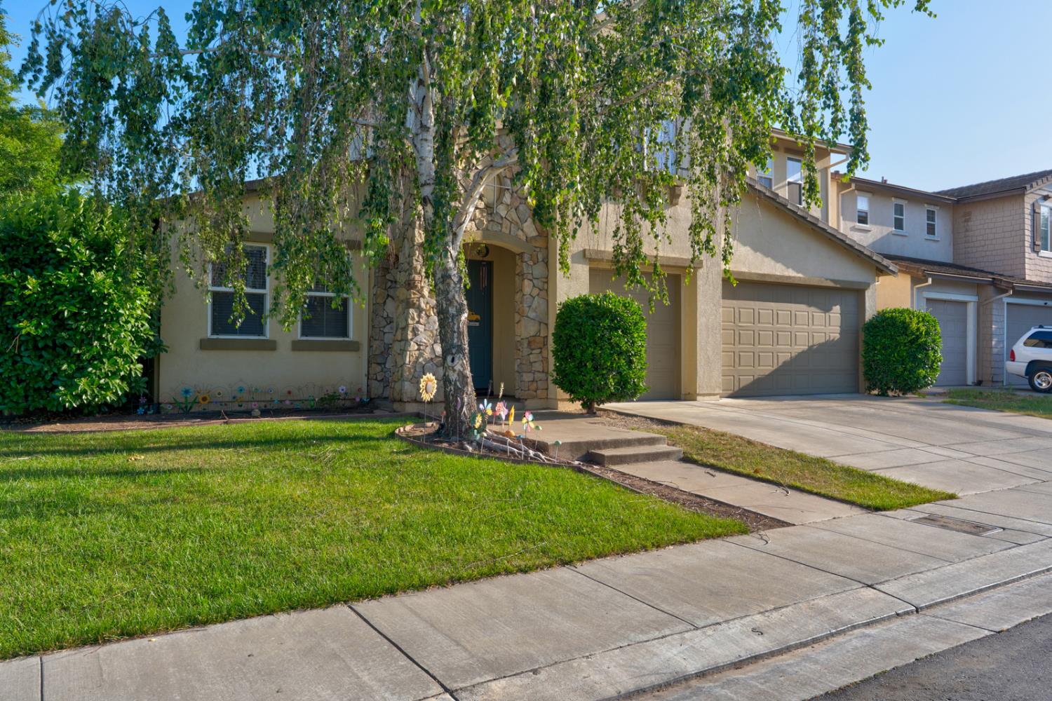 1254 Lurs Ct, Merced, CA 95348