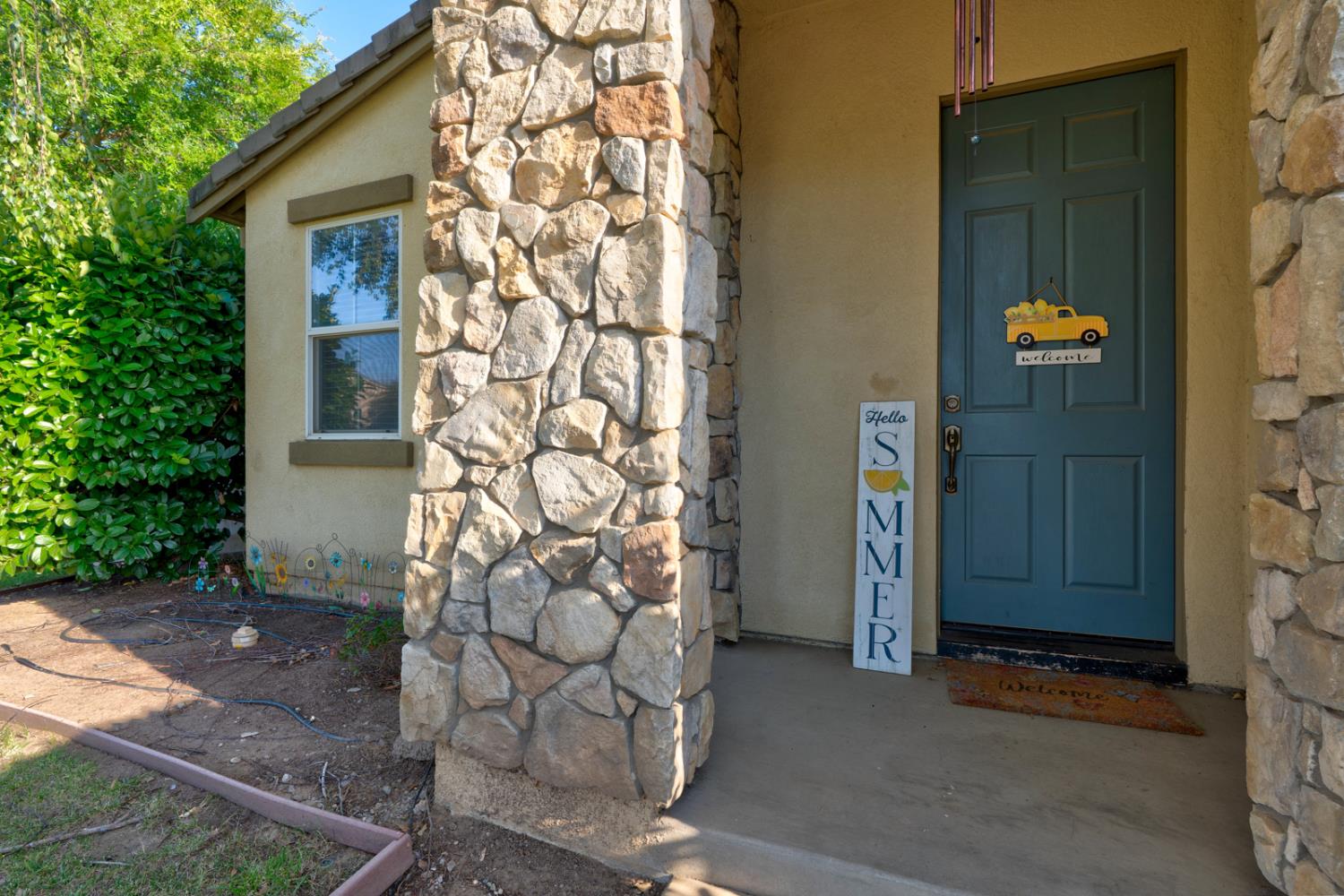 1254 Lurs Ct, Merced, CA 95348