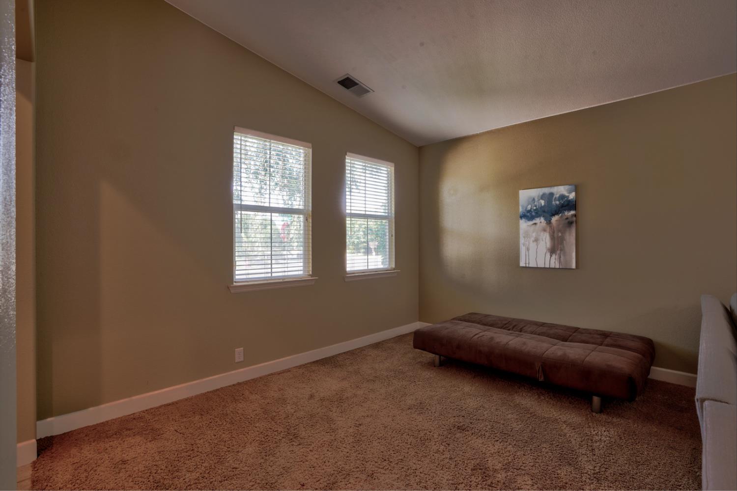 1254 Lurs Ct, Merced, CA 95348