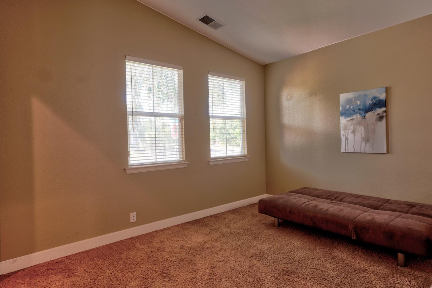 1254 Lurs Ct, Merced, CA 95348