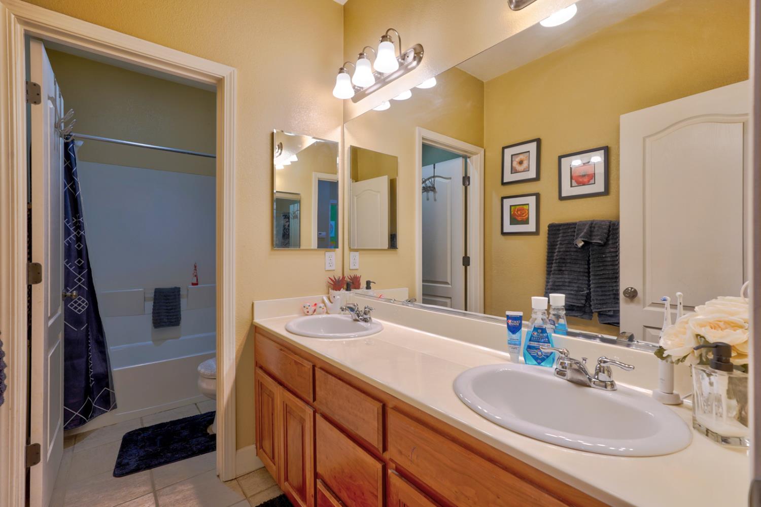1254 Lurs Ct, Merced, CA 95348