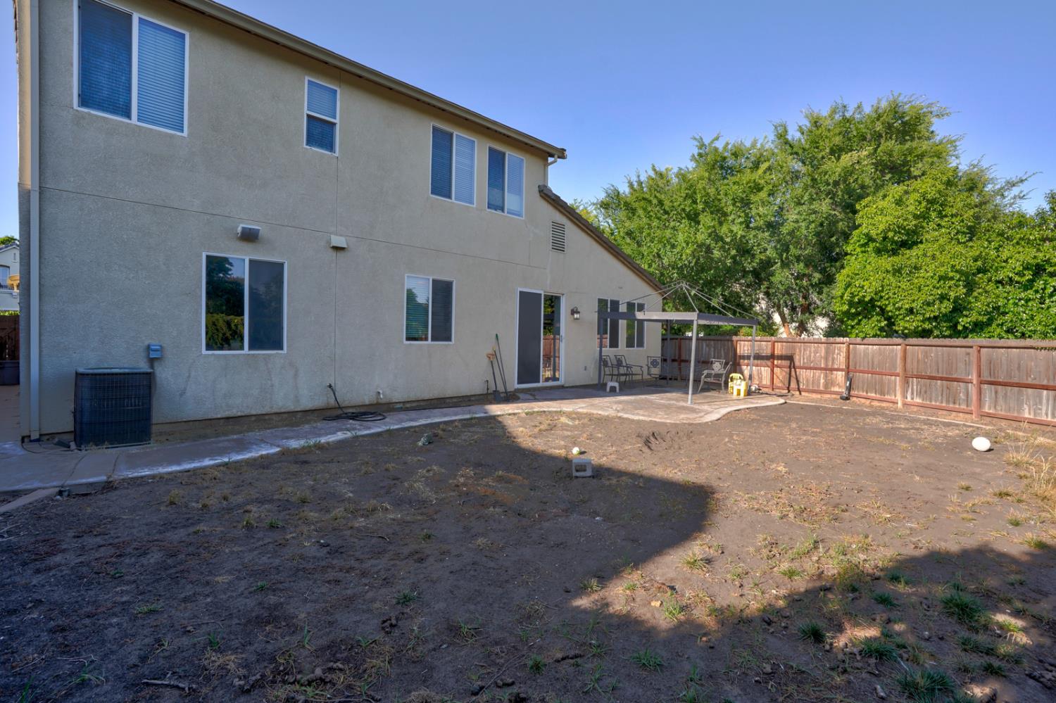 1254 Lurs Ct, Merced, CA 95348