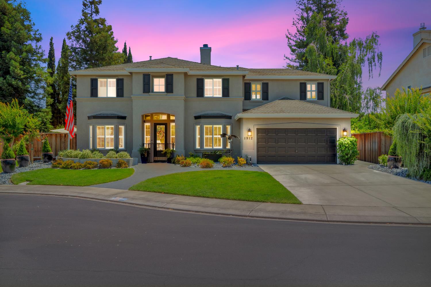 1912 Legend Dr, Modesto, CA 95357