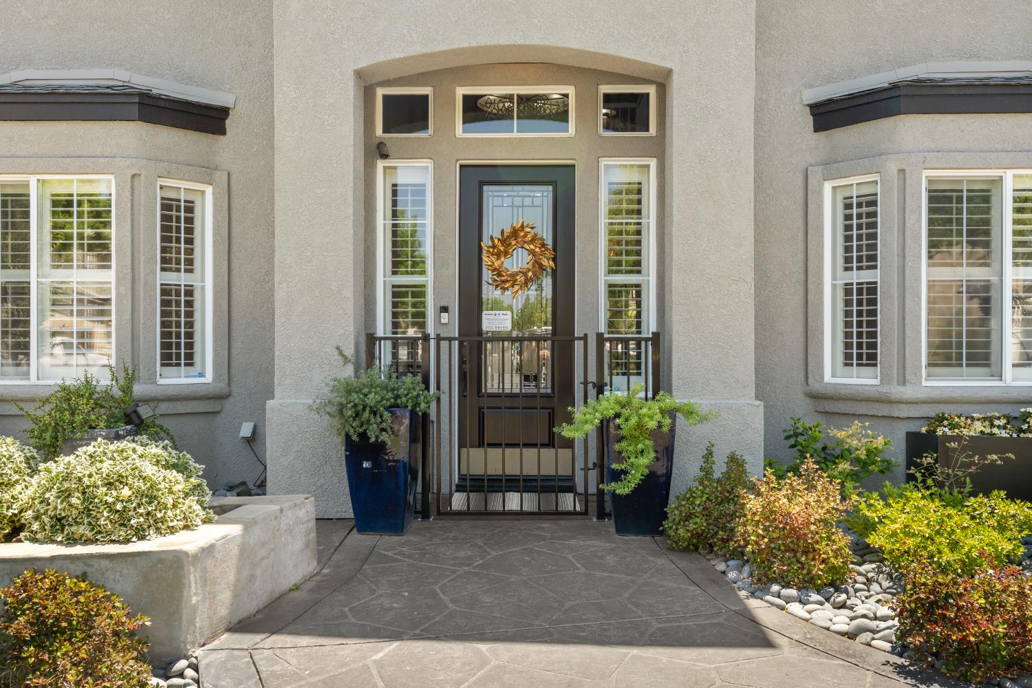 1912 Legend Dr, Modesto, CA 95357