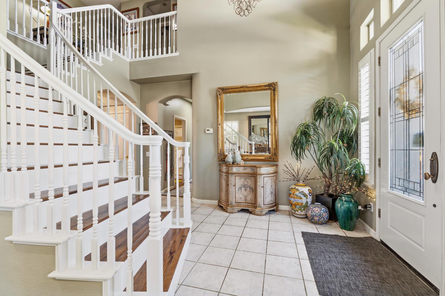 1912 Legend Dr, Modesto, CA 95357