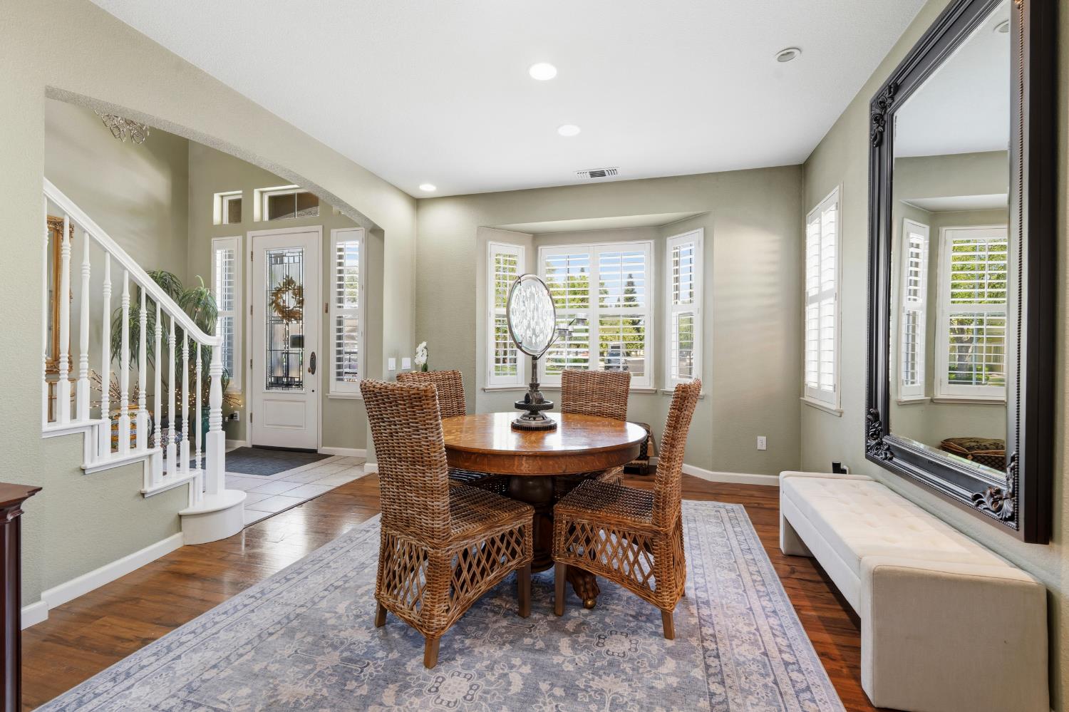 1912 Legend Dr, Modesto, CA 95357