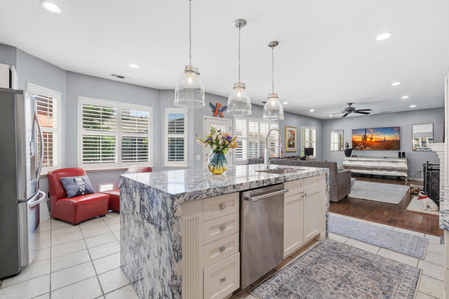 1912 Legend Dr, Modesto, CA 95357
