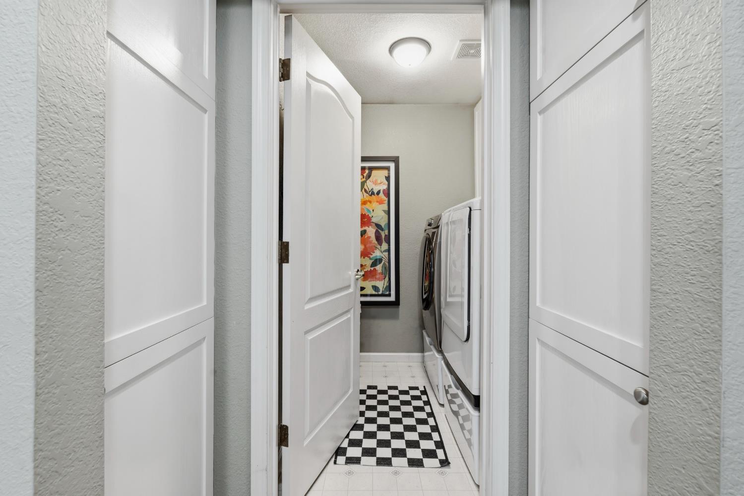 1912 Legend Dr, Modesto, CA 95357