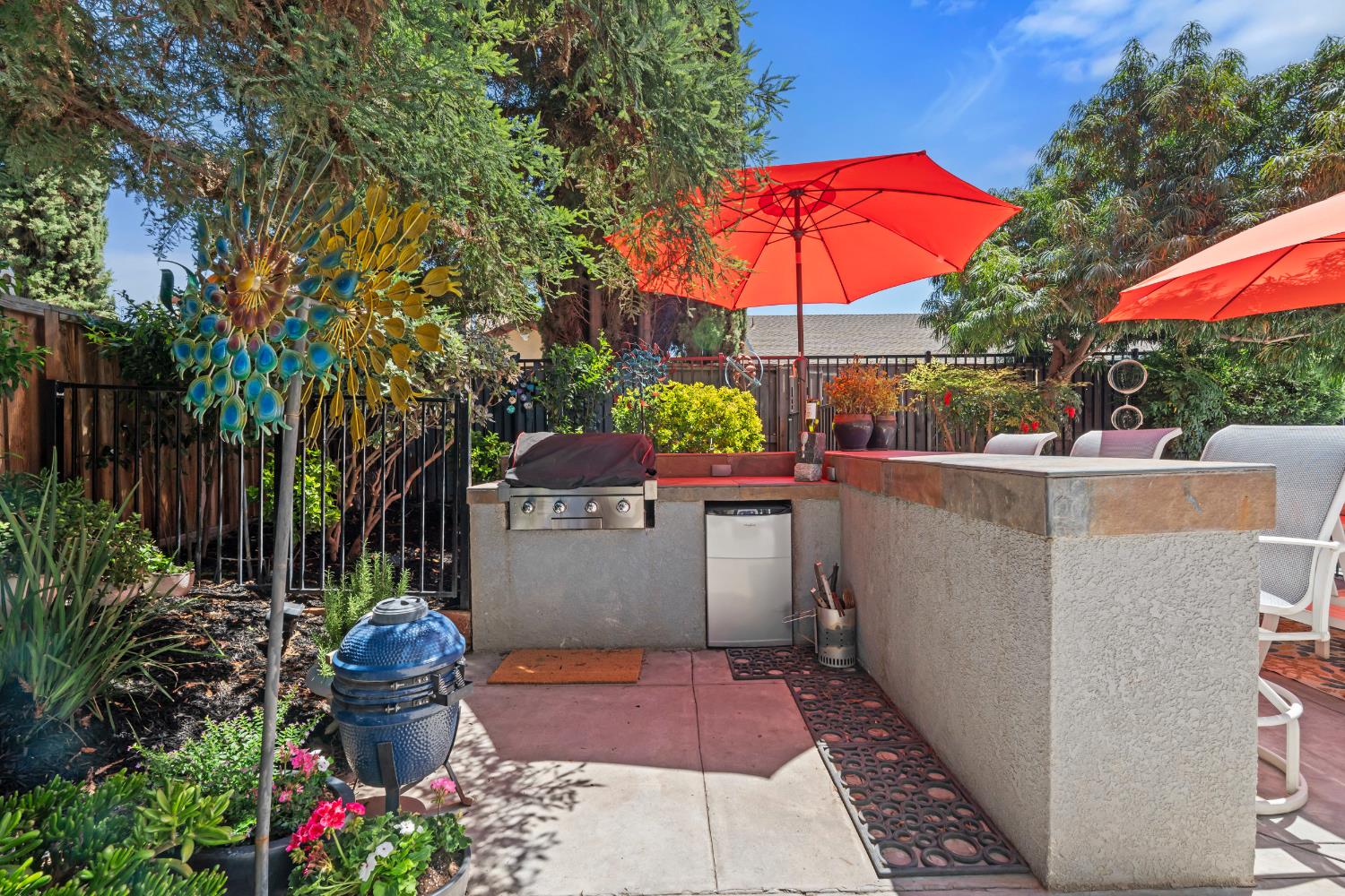 1912 Legend Dr, Modesto, CA 95357
