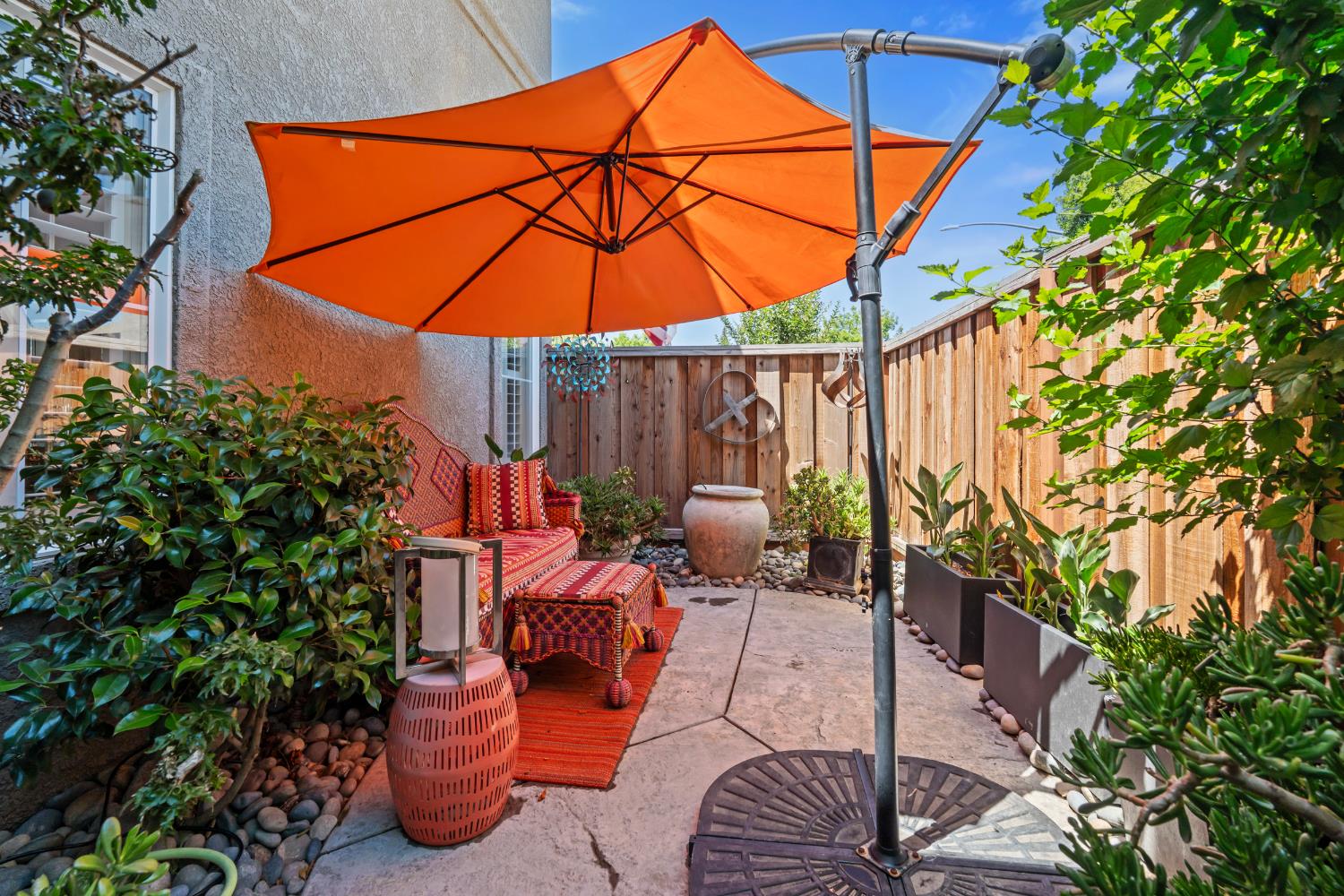 1912 Legend Dr, Modesto, CA 95357