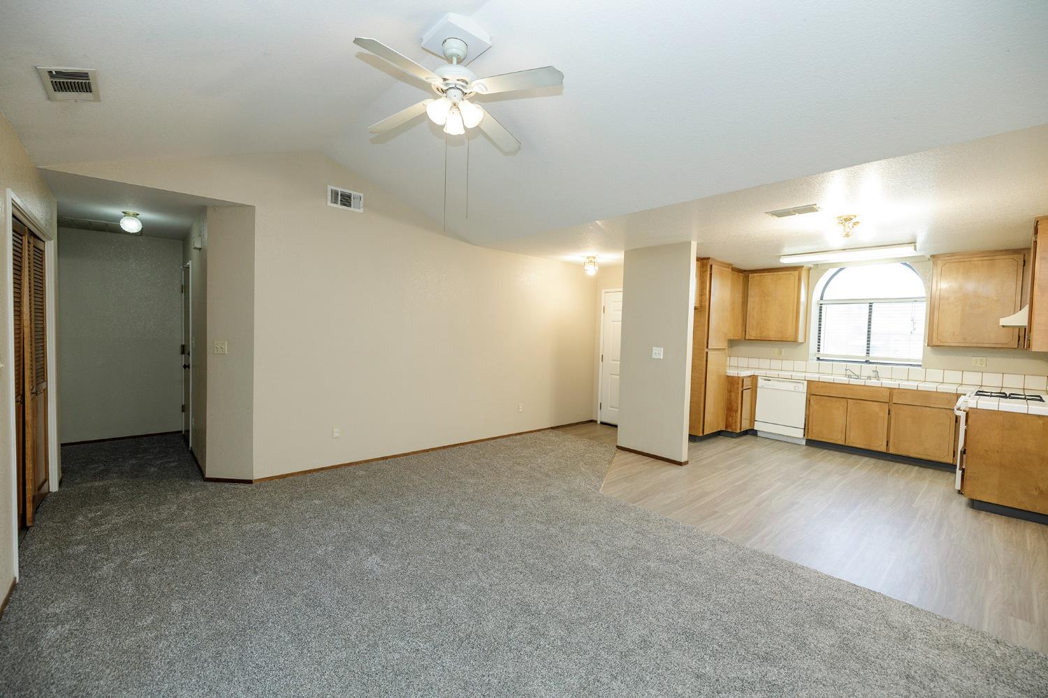 2180 Oxford Ave, Turlock, CA 95382