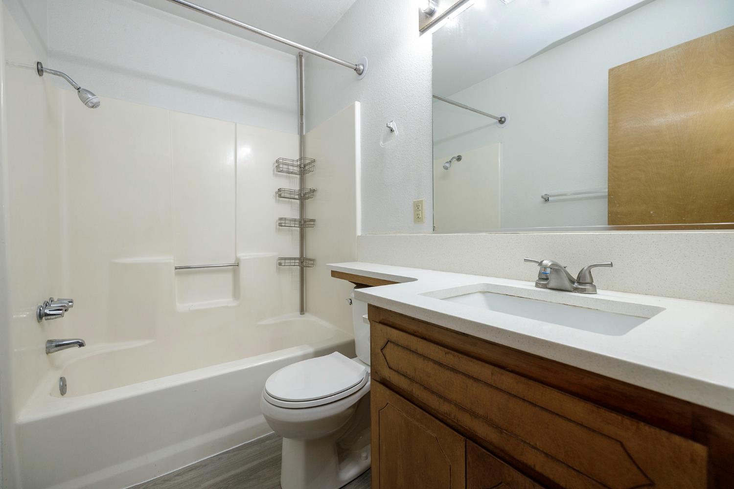 2180 Oxford Ave, Turlock, CA 95382