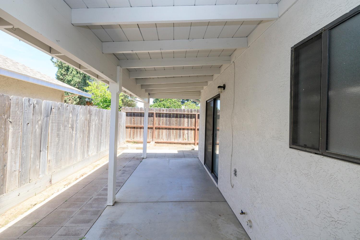 2180 Oxford Ave, Turlock, CA 95382