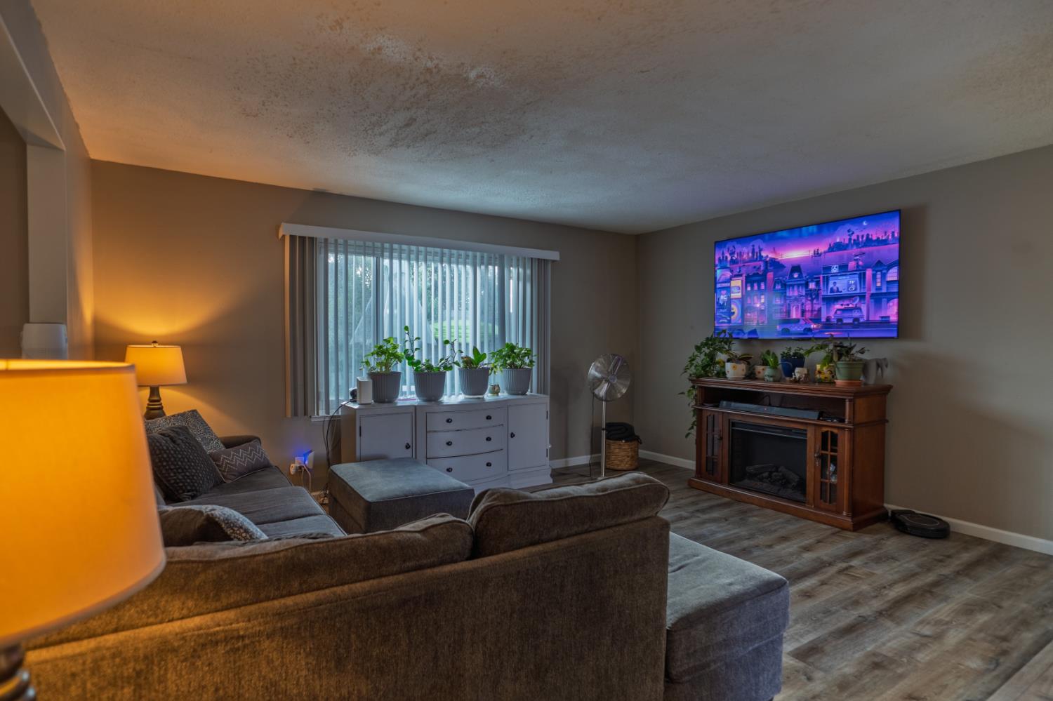 2869 Hillcrest St, Atwater, CA 95301