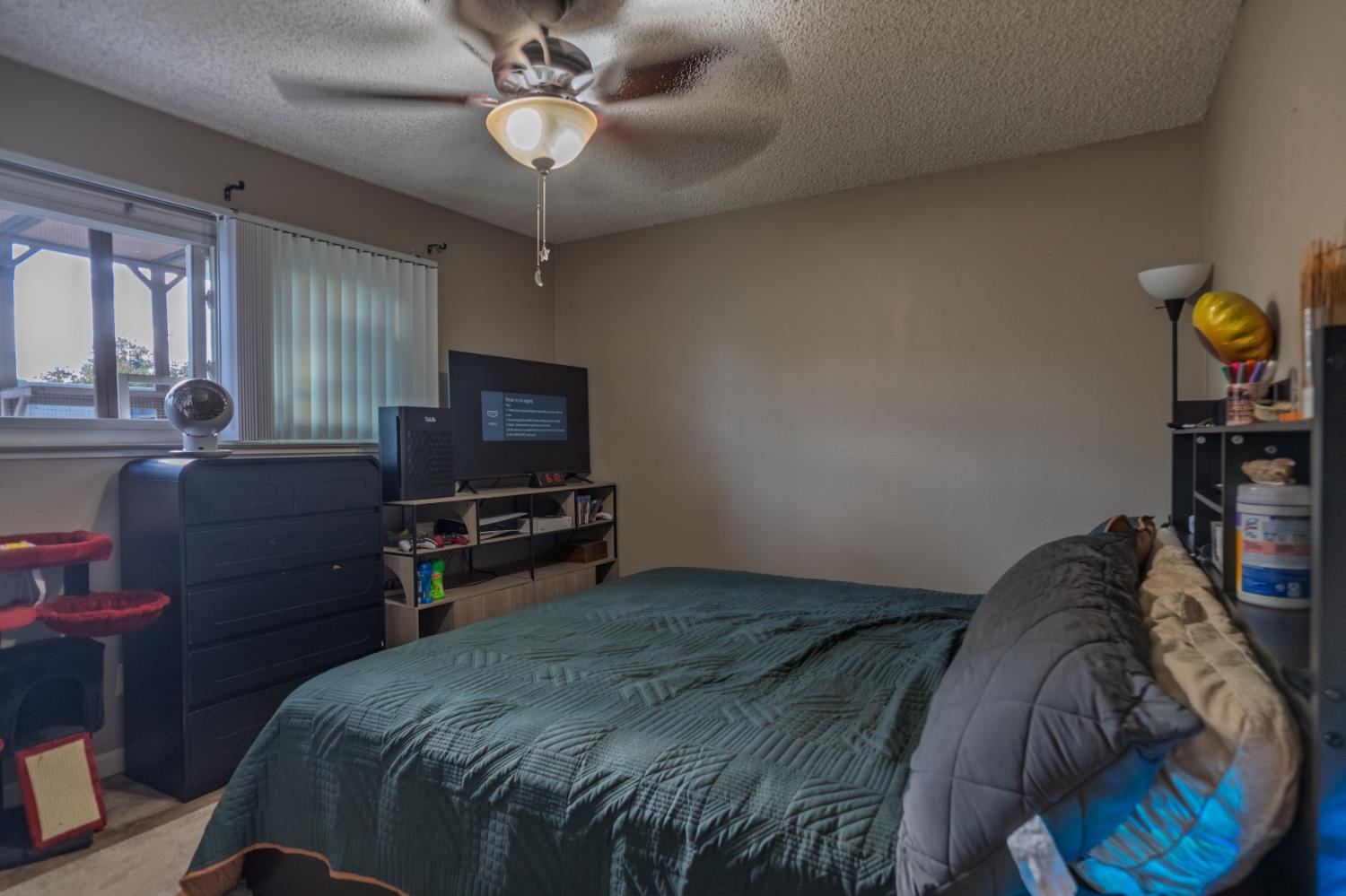 2869 Hillcrest St, Atwater, CA 95301