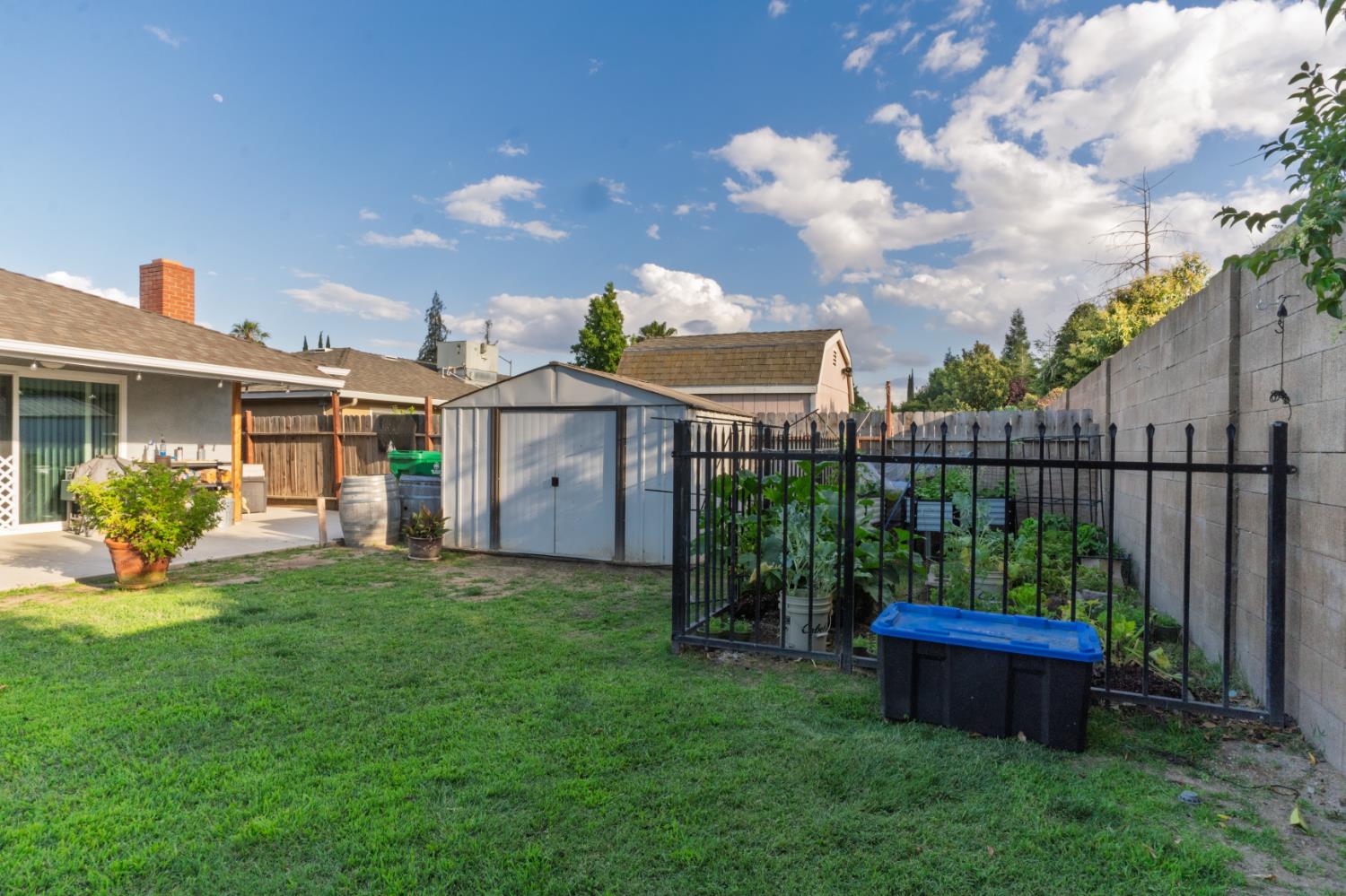 2869 Hillcrest St, Atwater, CA 95301