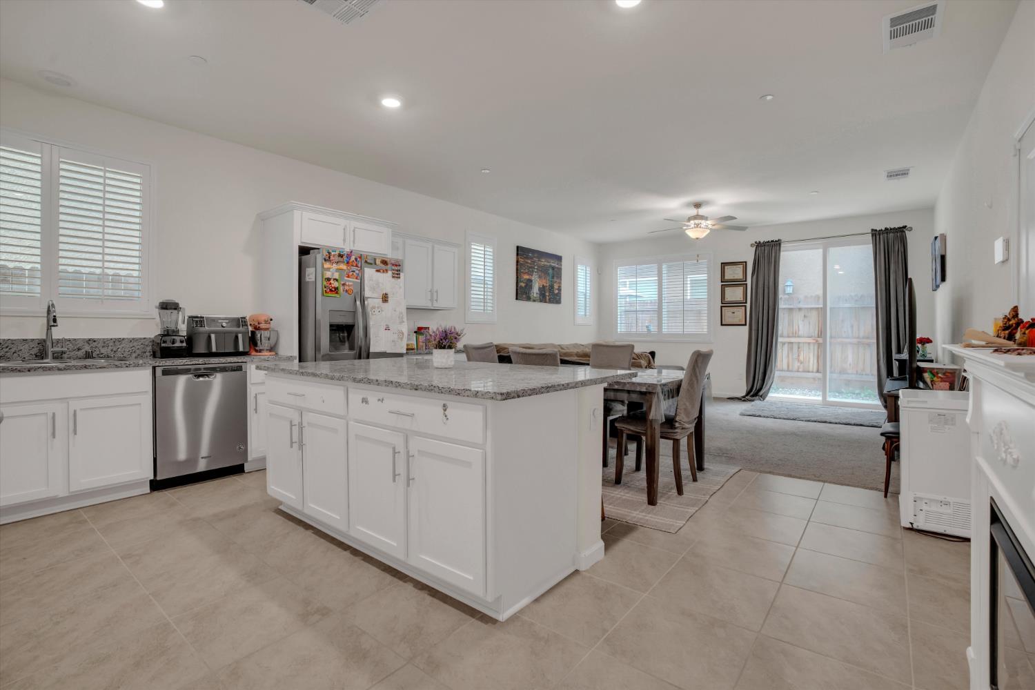 179 Sullivan Dr, Merced, CA 95348