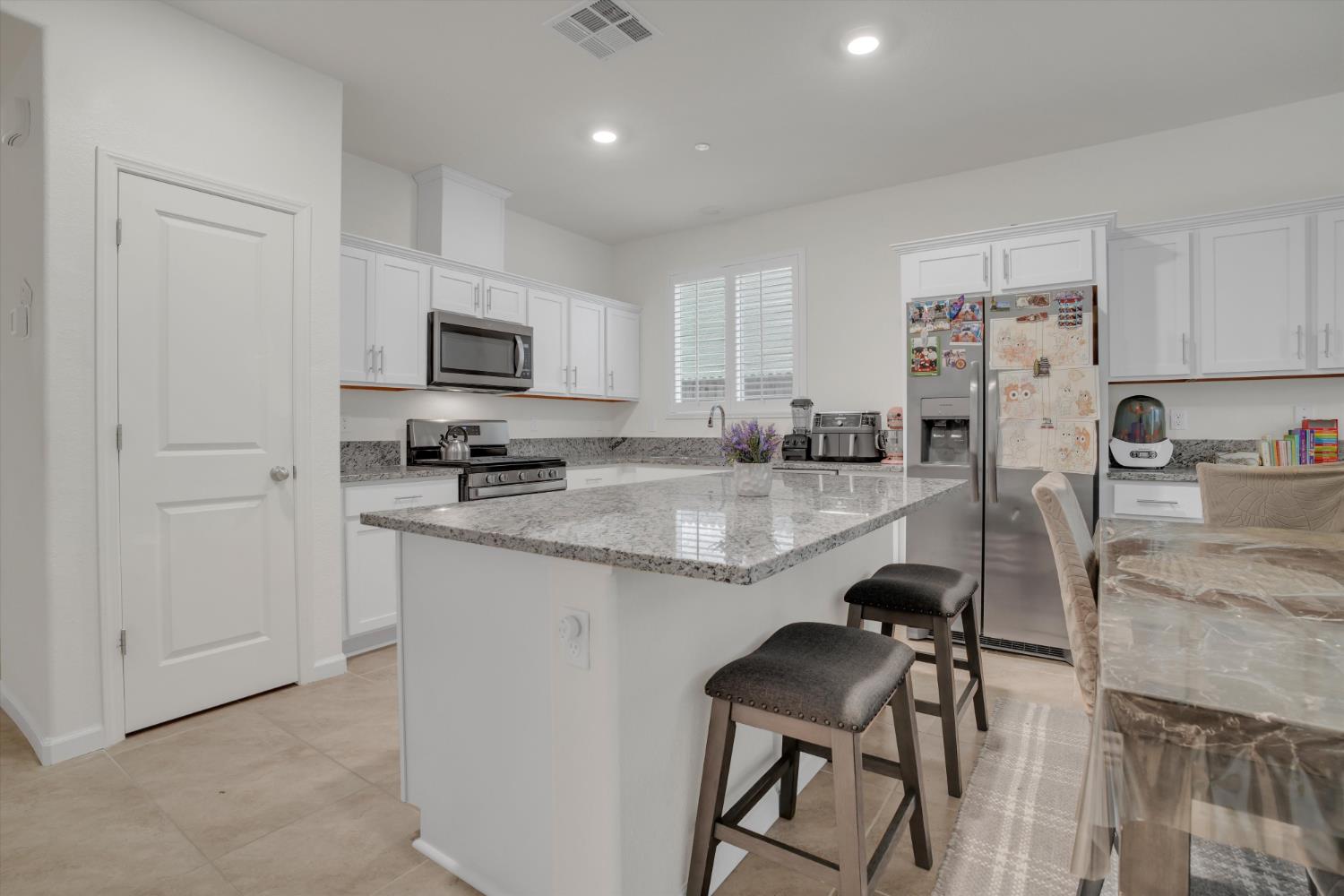 179 Sullivan Dr, Merced, CA 95348