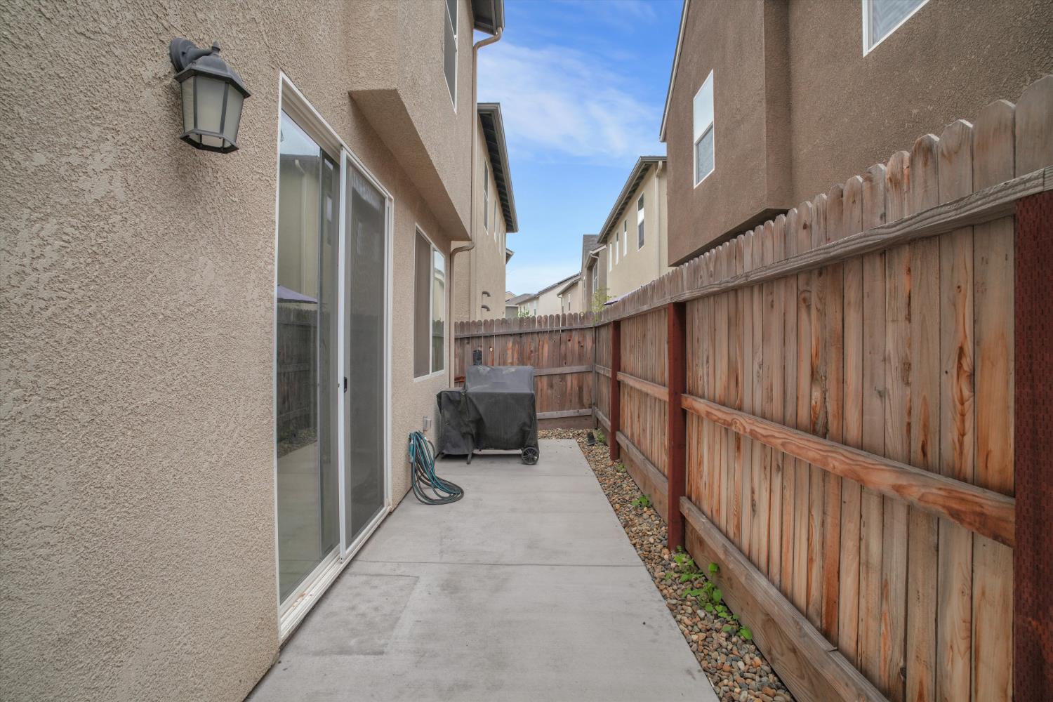 179 Sullivan Dr, Merced, CA 95348
