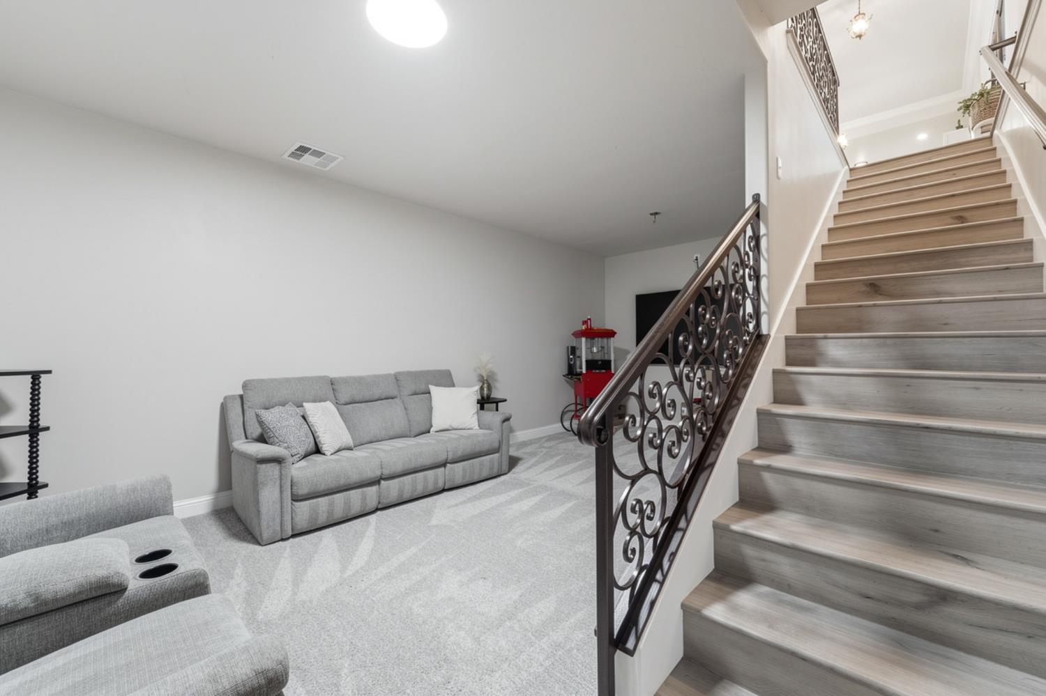 2837 Geer Rd, Hughson, CA 95326