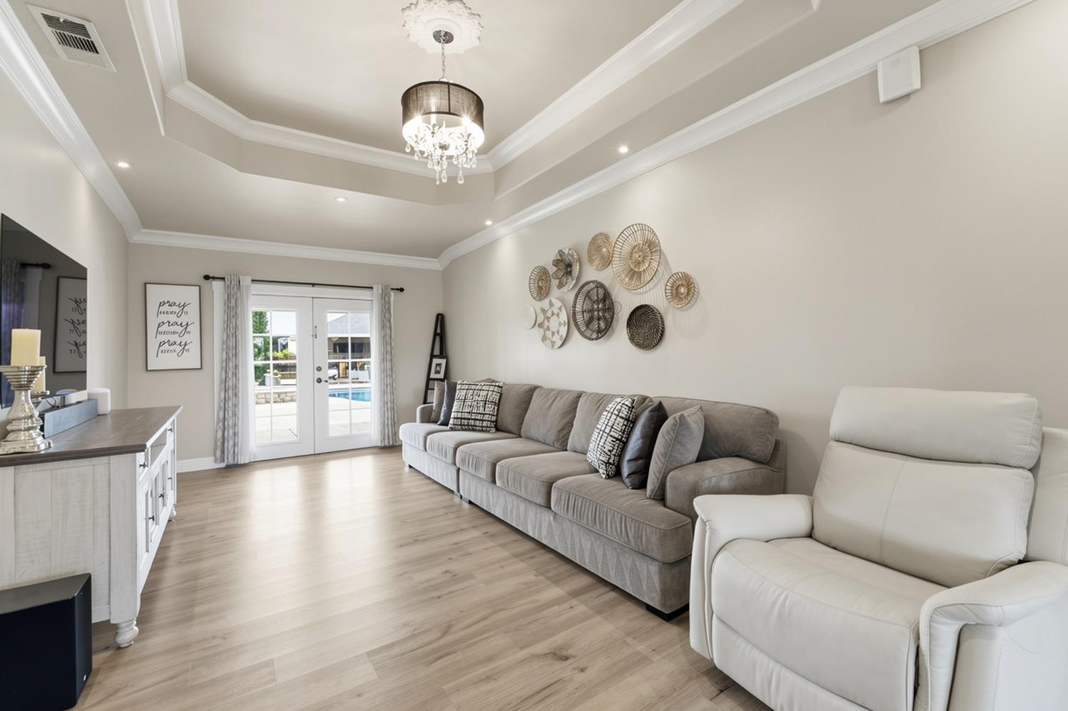 2837 Geer Rd, Hughson, CA 95326