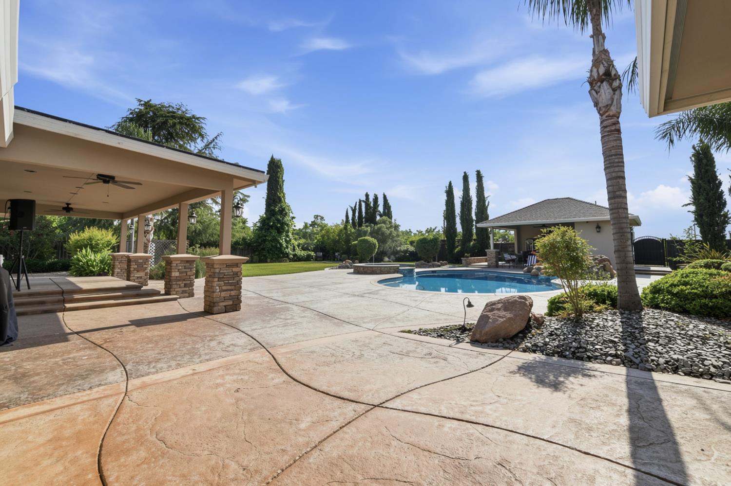2837 Geer Rd, Hughson, CA 95326