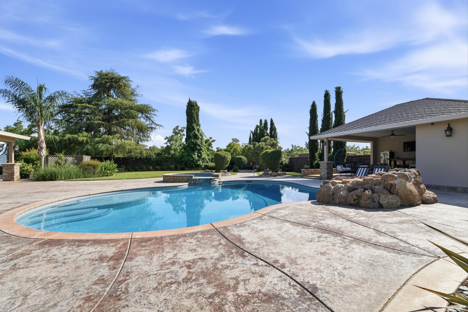 2837 Geer Rd, Hughson, CA 95326