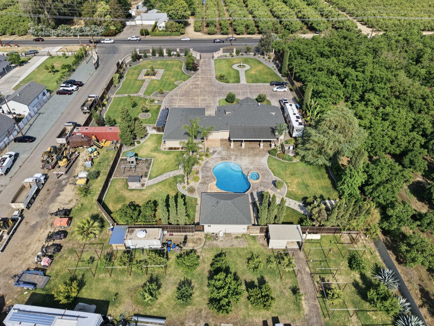 2837 Geer Rd, Hughson, CA 95326