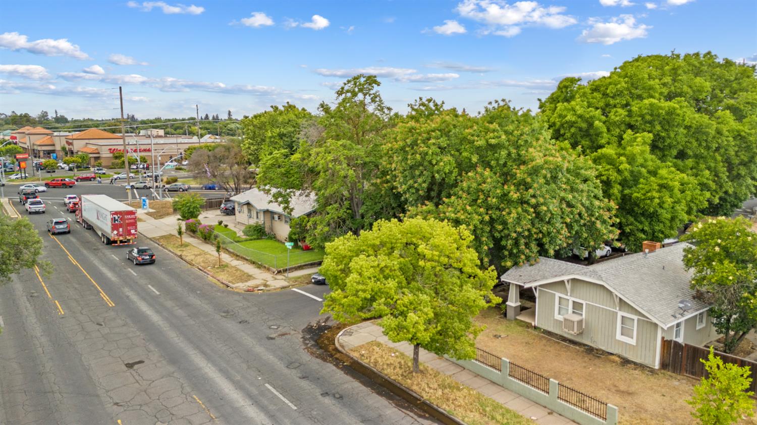 221 ALTURAS, Modesto, CA 95351