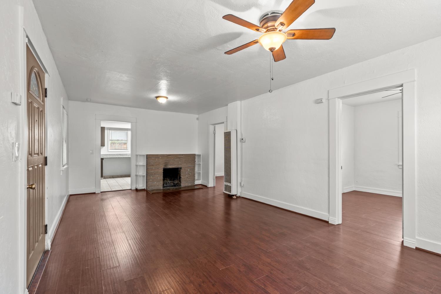 221 ALTURAS, Modesto, CA 95351