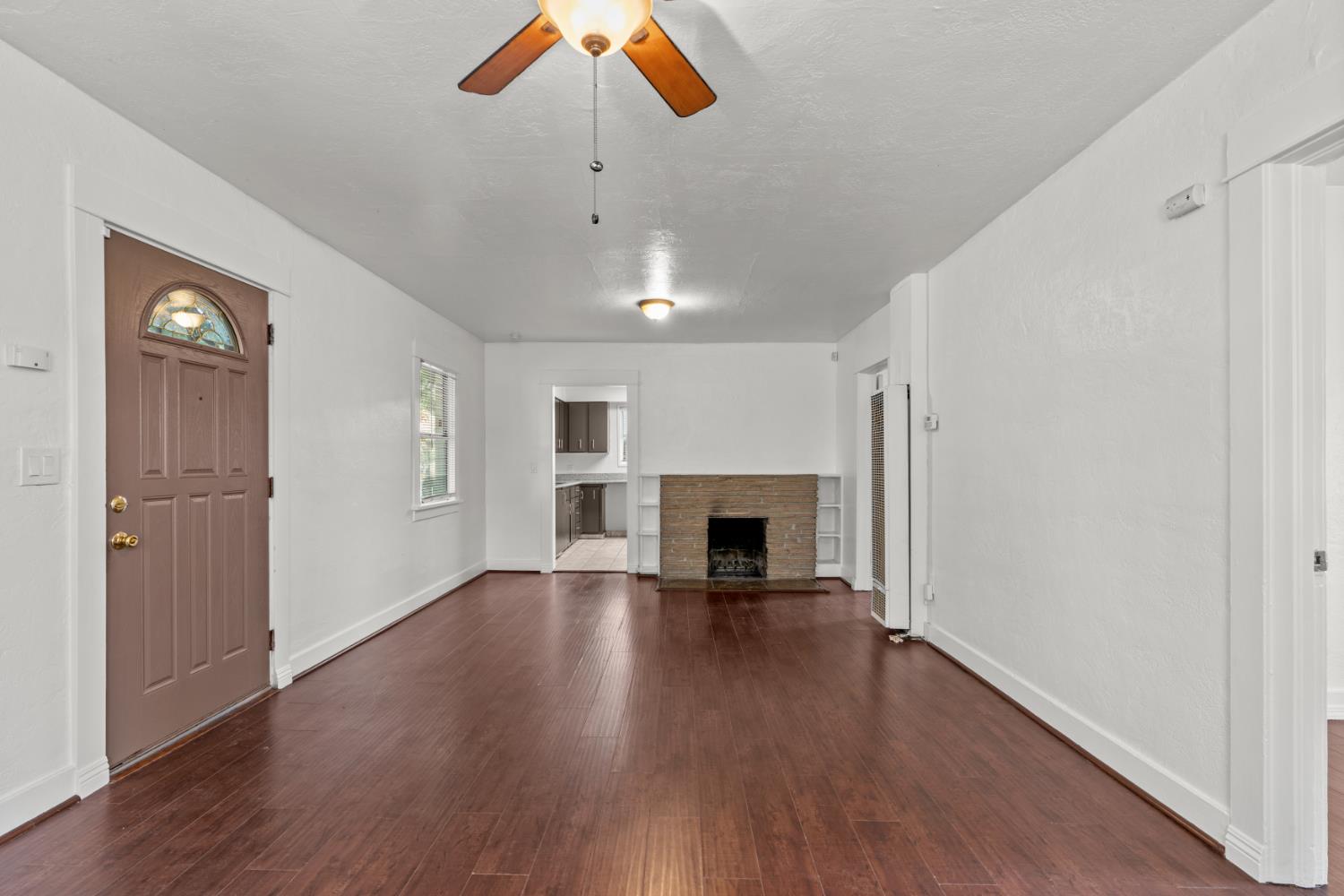 221 ALTURAS, Modesto, CA 95351
