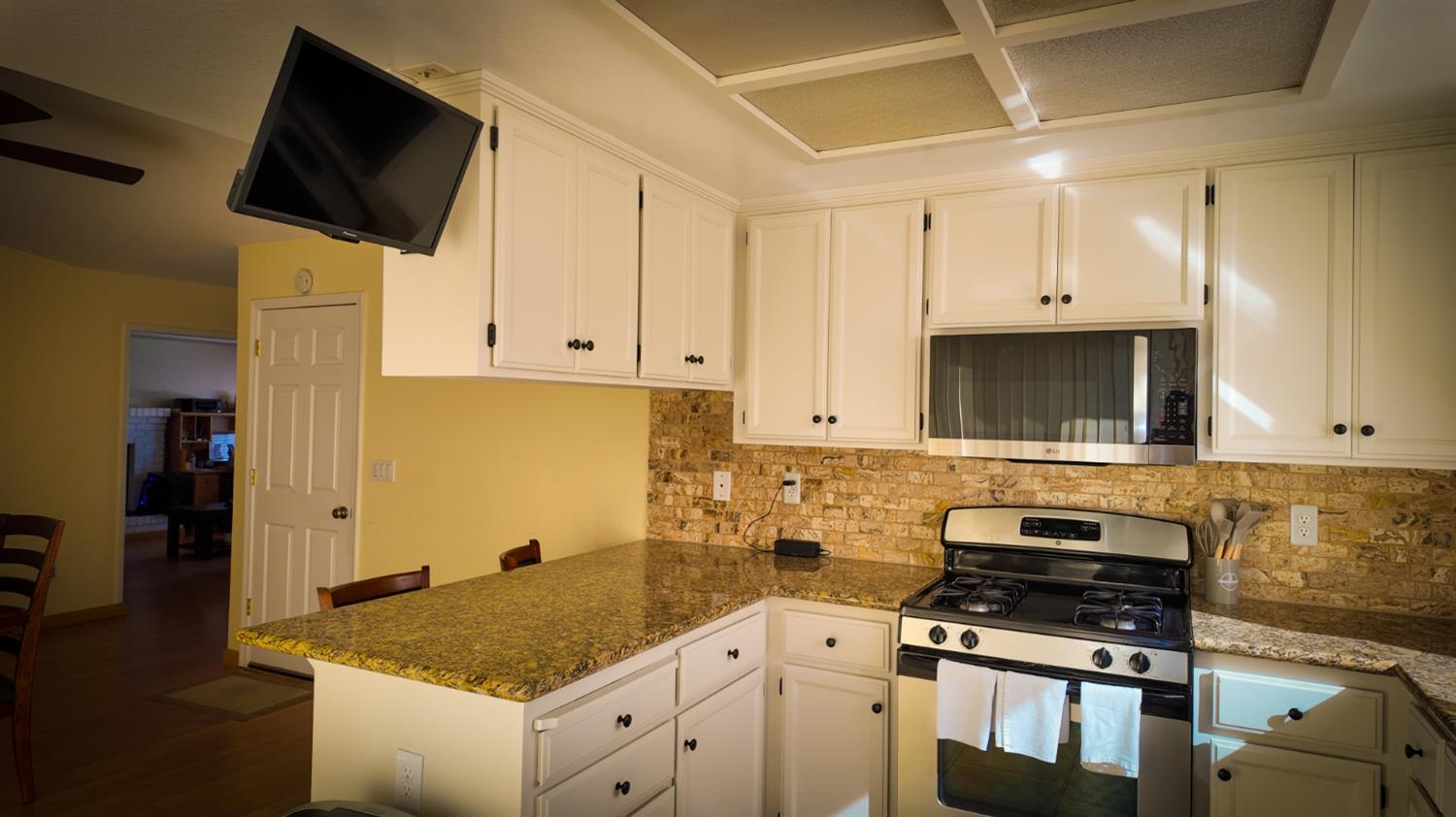 1701 Pawtucket Ave, Modesto, CA 95358