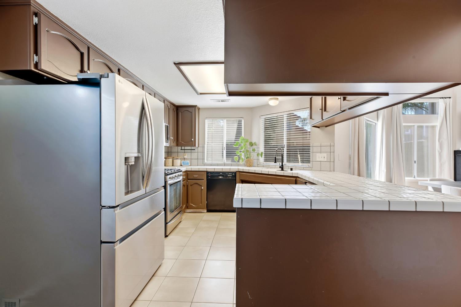 2308 Grouse Crossing Way, Modesto, CA 95355