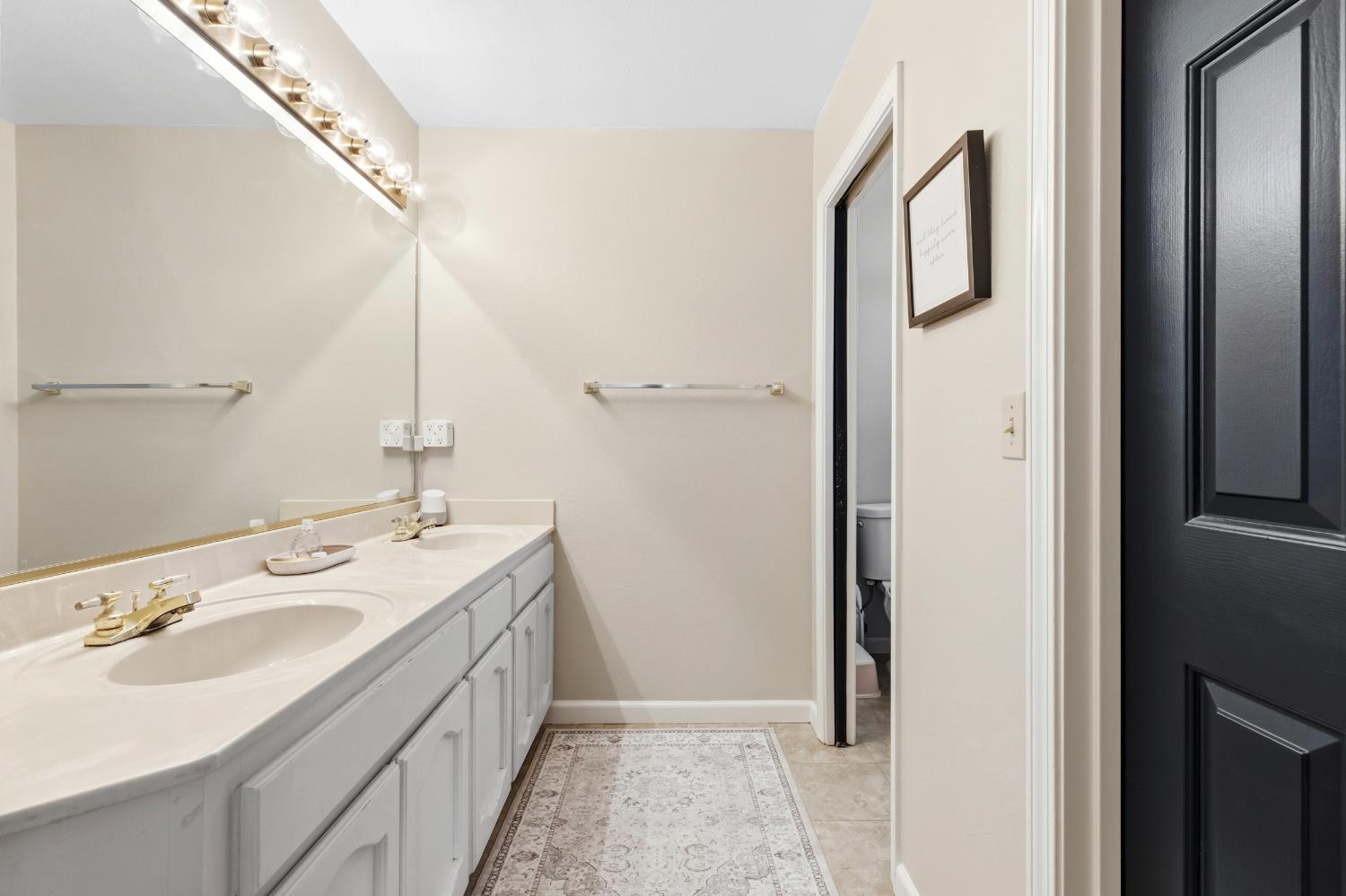 2308 Grouse Crossing Way, Modesto, CA 95355
