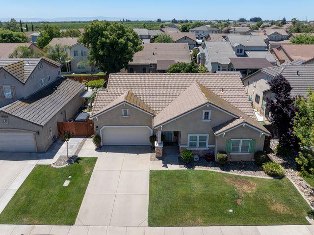 1817 San Gabriel Dr, Hughson, CA 95326