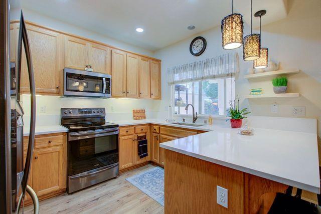1817 San Gabriel Dr, Hughson, CA 95326
