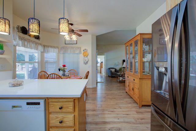 1817 San Gabriel Dr, Hughson, CA 95326