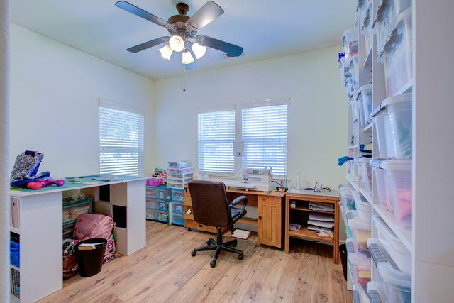 1817 San Gabriel Dr, Hughson, CA 95326