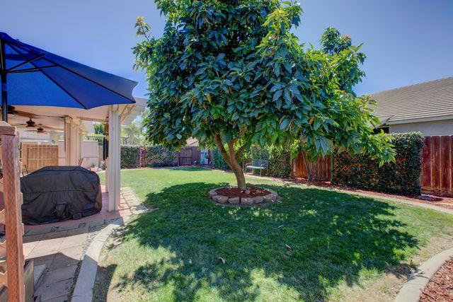 1817 San Gabriel Dr, Hughson, CA 95326
