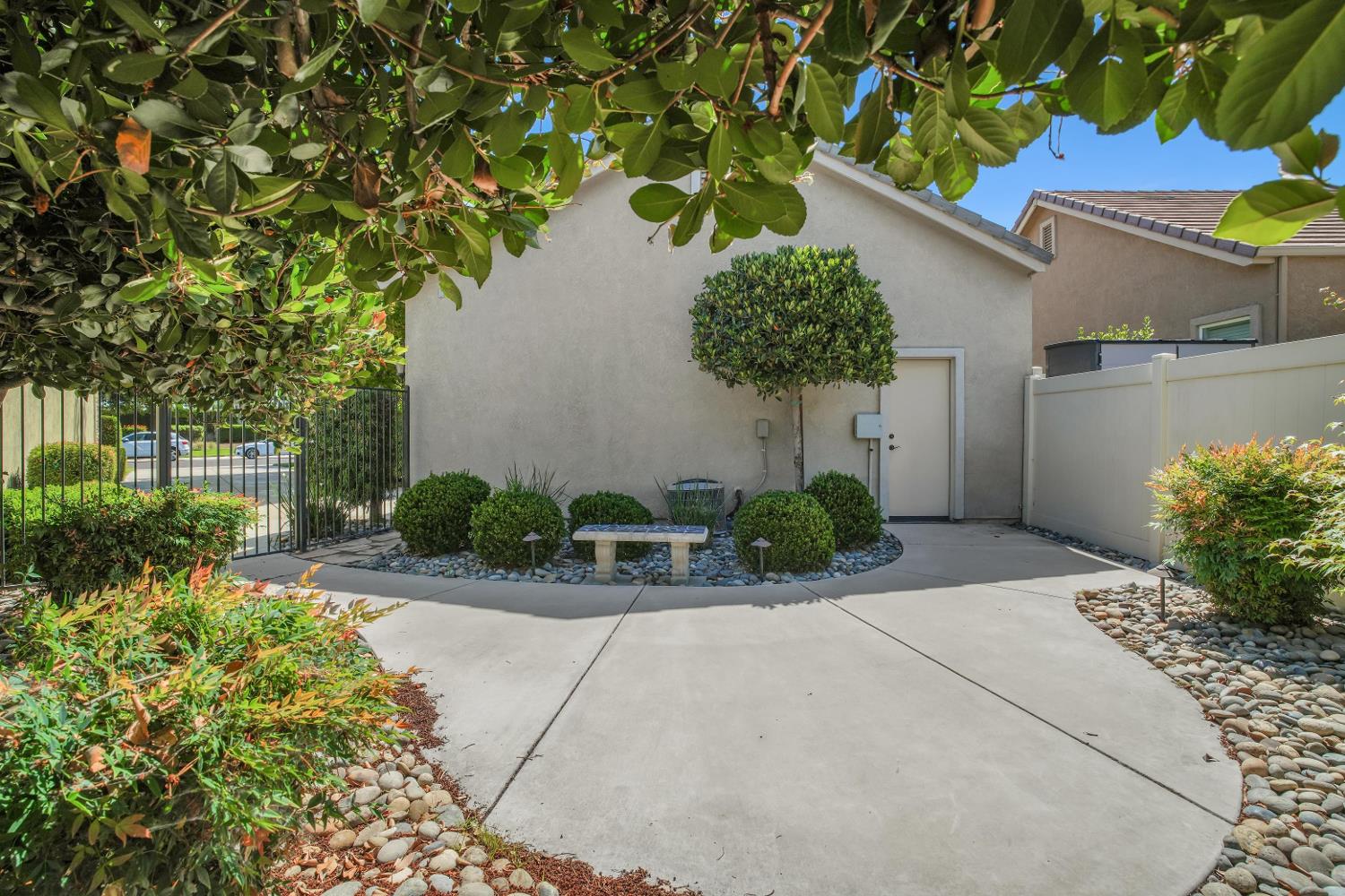 2431 Cypress Point Dr, Turlock, CA 95380